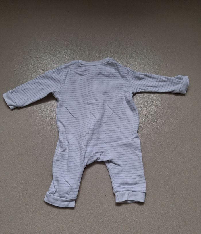 Pyjama Winnie l’Ourson – Disney by Primark – Taille 3-6 mois - photo numéro 2