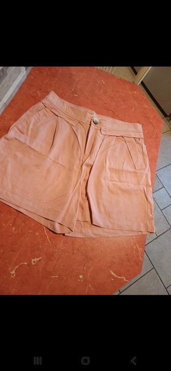 Short femme taille 40