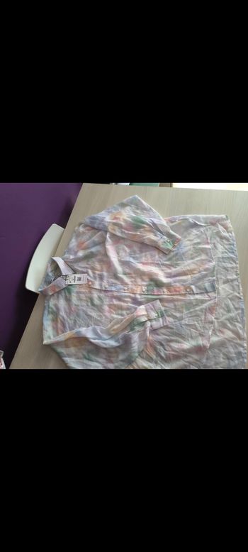 Chemise Stradivarius pastel  taille M neuf 