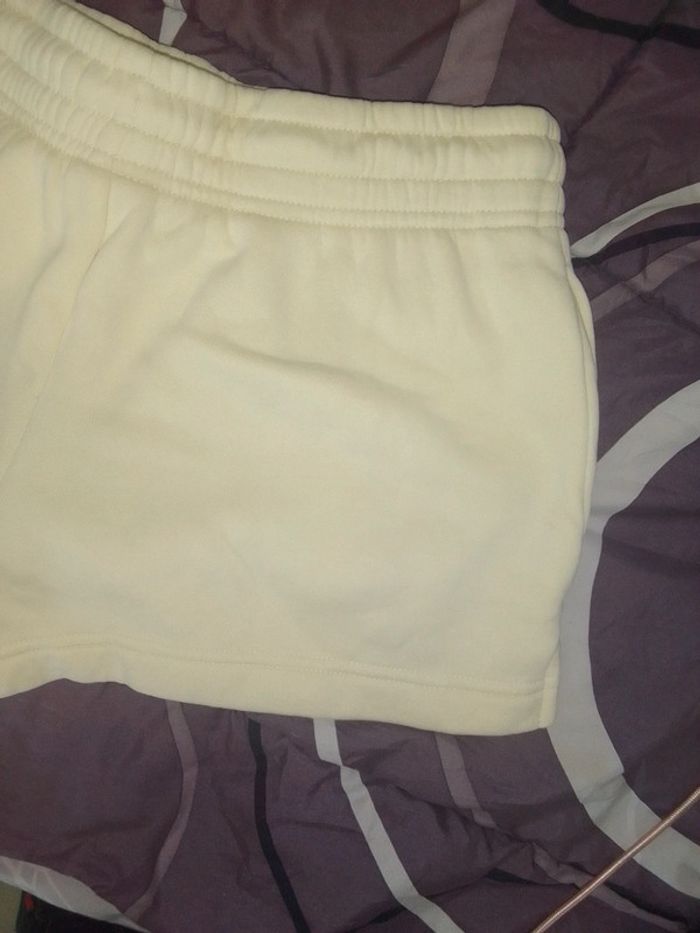 Short Nike femme - photo numéro 5