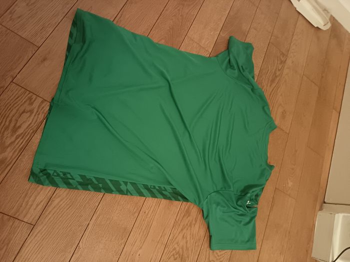 Tee-shirt vert puma - photo numéro 2