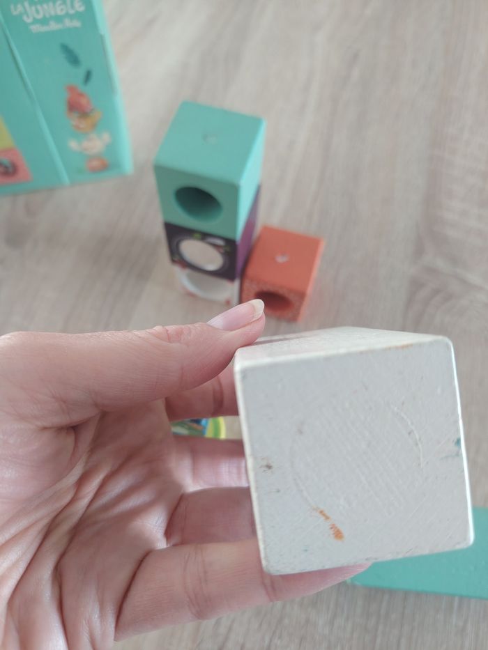 Cubes d'activités sonores,sensoriels et à empiler Moulin Roty - photo numéro 6