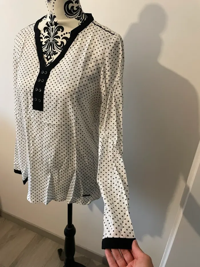 Blouse Terre de Marins - Neuf - Motif géométrique - Taille 36 - photo numéro 3