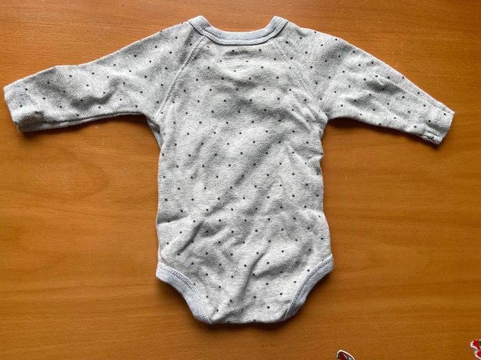 Body 1 mois - photo numéro 3