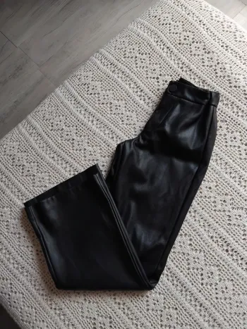 Pantalon similicuir Lefties