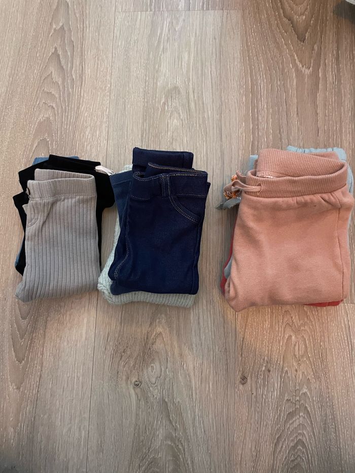 Lot de pantalons bébé 6 mois - photo numéro 10