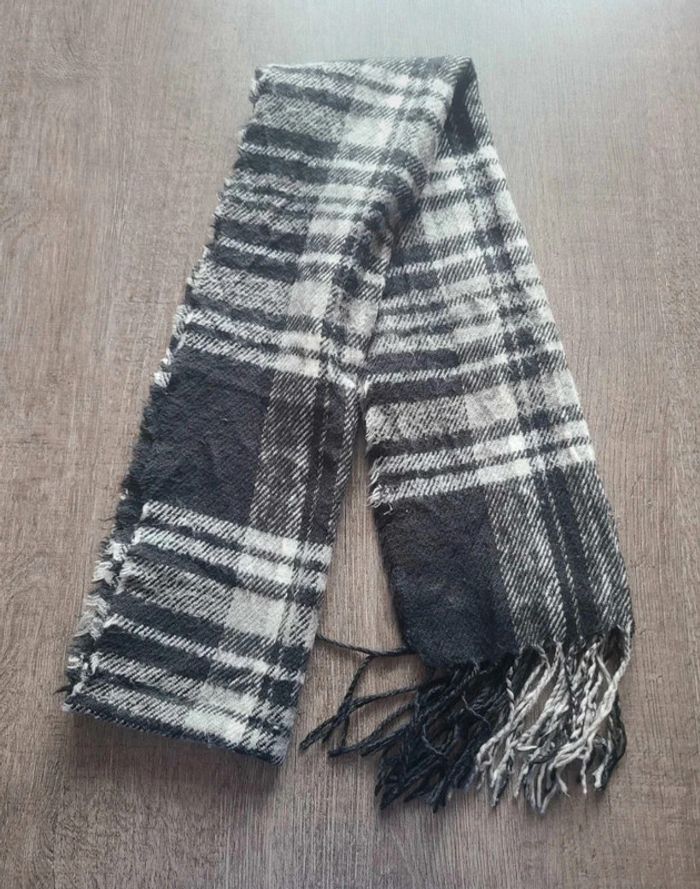 Écharpe noir et blanc