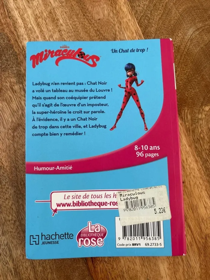 Livre Miraculous « un char de trop » - photo numéro 2