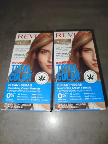 Revlon Total Color N°70 Blond Foncé Naturel 