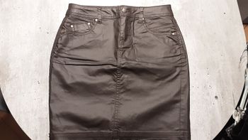 Jupe en coton enduit