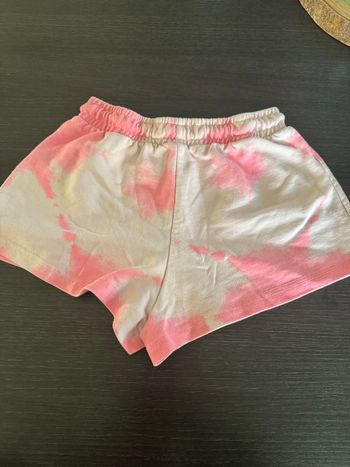 Short tie die