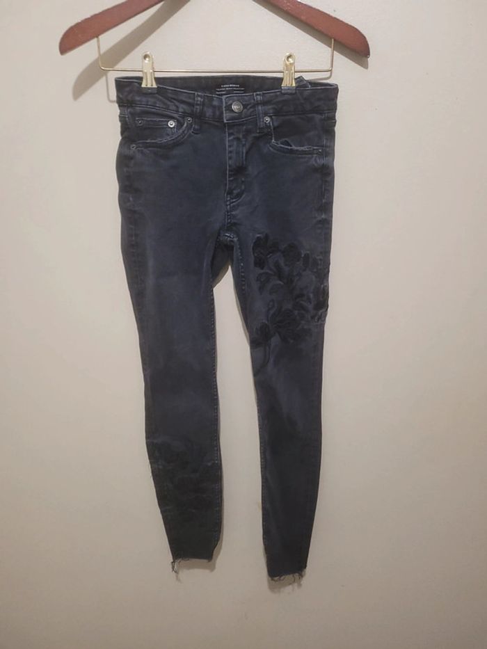 Jean slim zara Taille 34