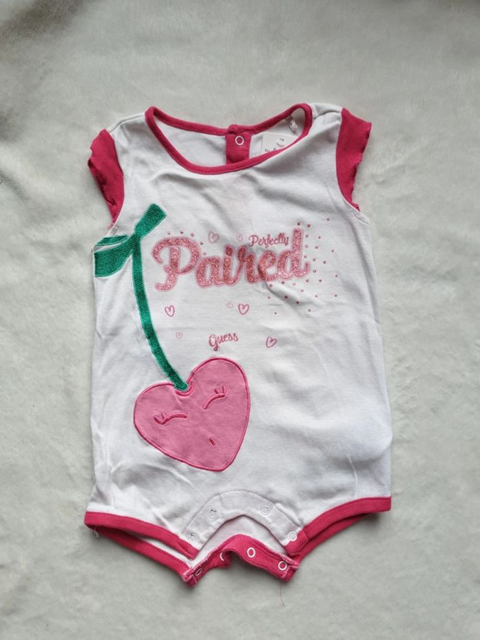 Barboteuse cerise coeur