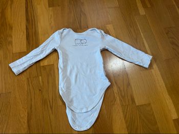 Lot de 2 bodies 9-12 mois 80 cm