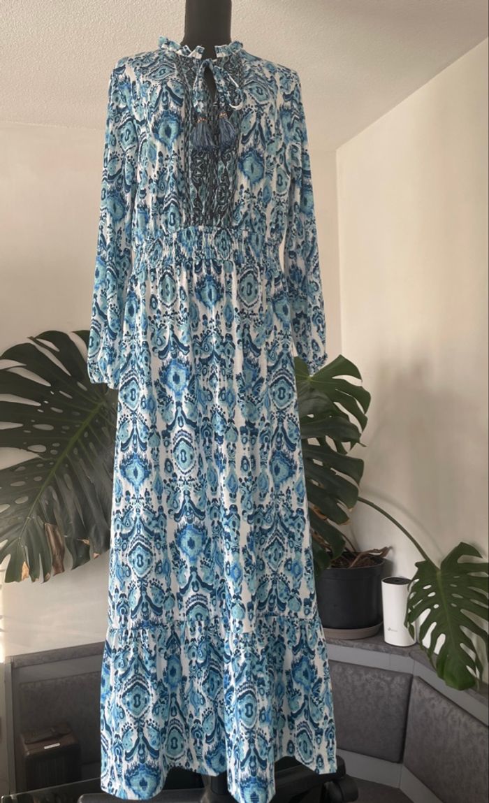 Robe longue imprimé bleu – Bonprix – Taille 42/44 (neuve sans étiquette) - photo numéro 3