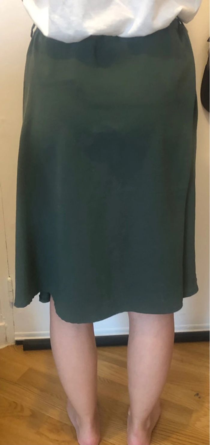 Jupe midi kaki - photo numéro 3