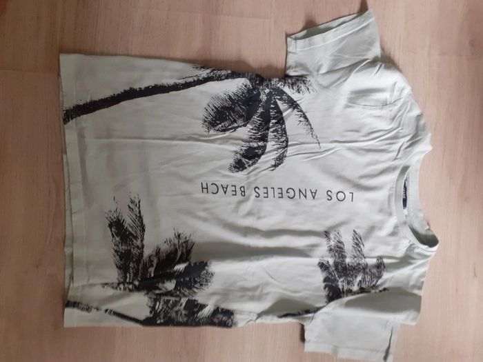 Lots 2 tee shirts - photo numéro 2