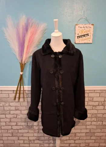 💄Magnifique manteau fausse fourrure💄