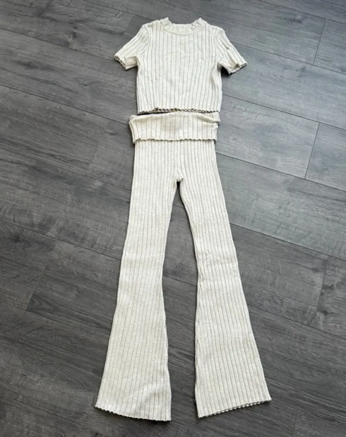 Ensemble beige top court et pantalon flare 8/9 ans H&M - photo numéro 4