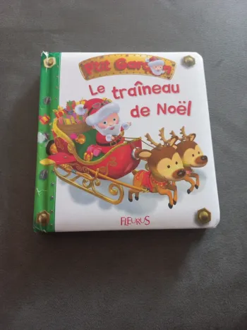 Livre cartonné p'tit garçon le traîneau de Noël