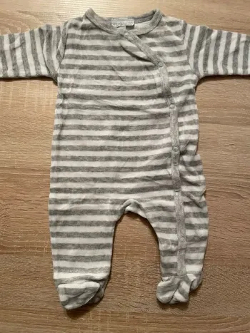 pyjama 1 mois