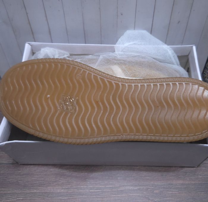 Baskets en toile Camel et Beige - Style Rétro - Neuves - Taille 41 - photo numéro 5