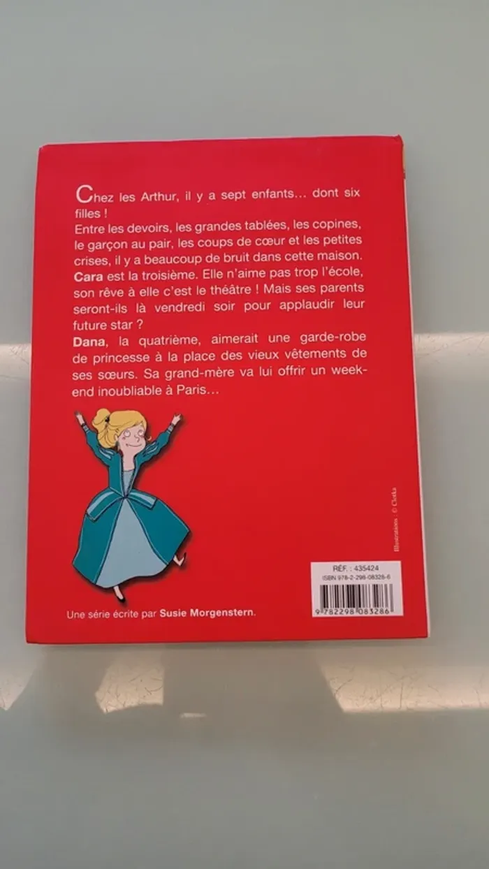 Livre La famille trop d'filles "Cara suivi de Dana" - photo numéro 2
