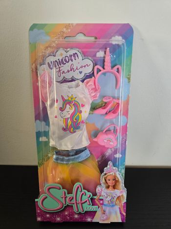 tenue pour poupée licorne blanc Steffi love