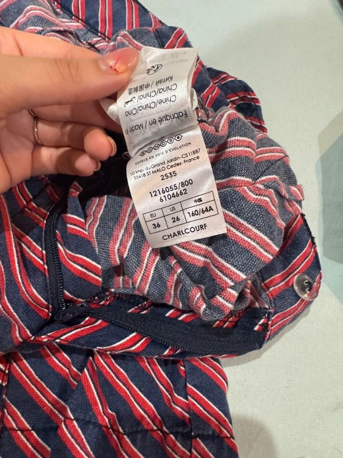 Short rayé rouge et bleu marine tissu - photo numéro 3