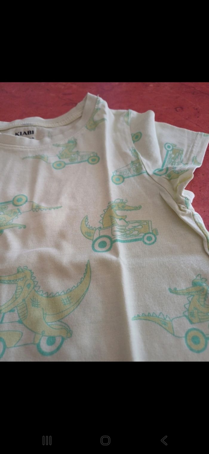 T.shirt garçon taille 4 ans - photo numéro 2