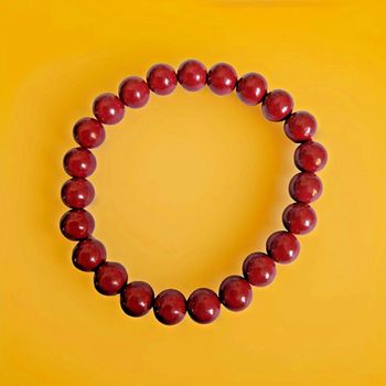 Bracelet en perles naturelles cinabre