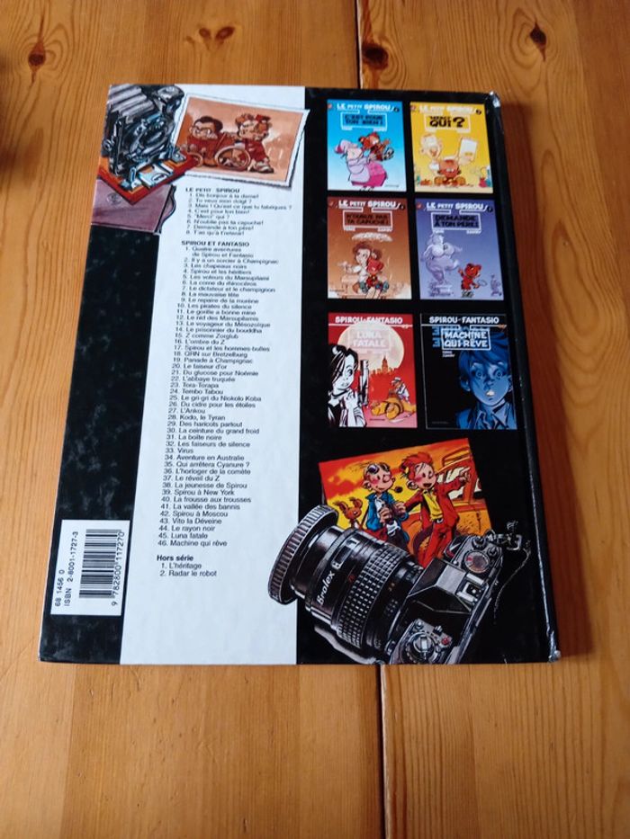 BD Le petit Spirou 1 - photo numéro 2