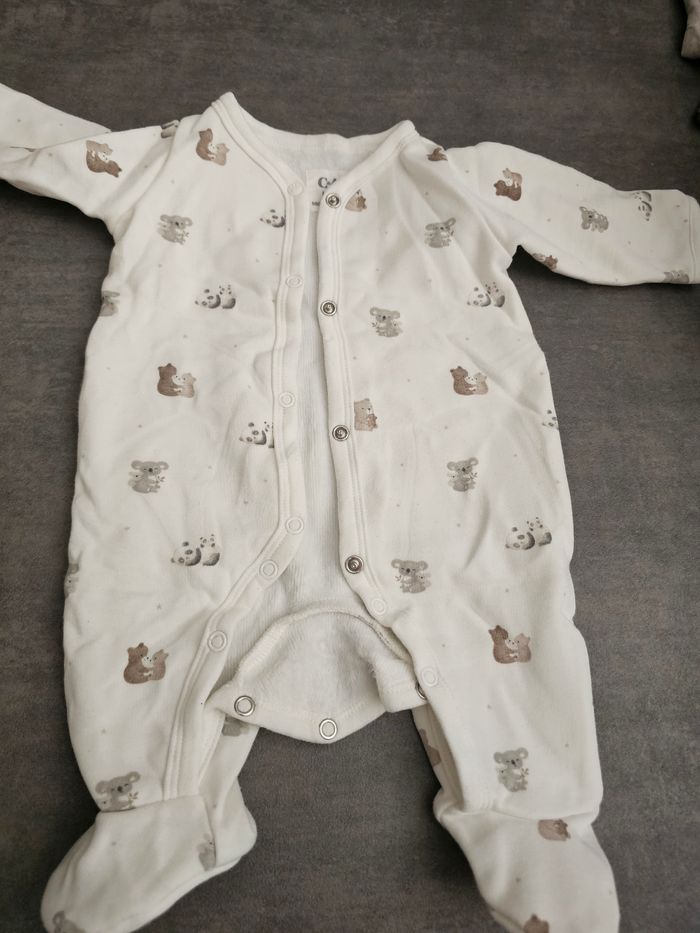 Pyjama bebe