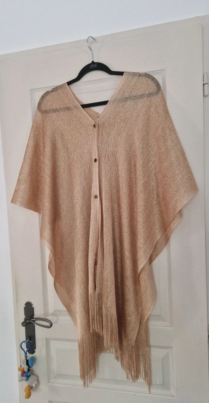 Poncho cape fine maille dorée neuf - photo numéro 2
