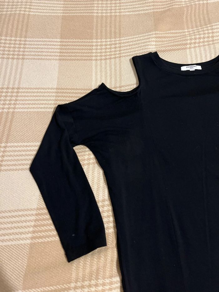 Superbe robe noire M/L épaules dénudées - photo numéro 8