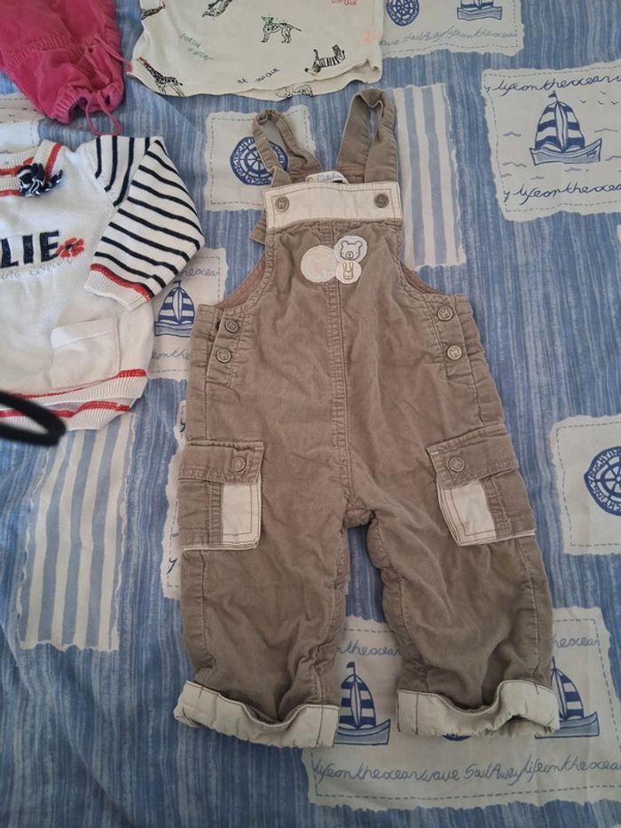 Lot vêtements fille et mixte 9 mois - photo numéro 3