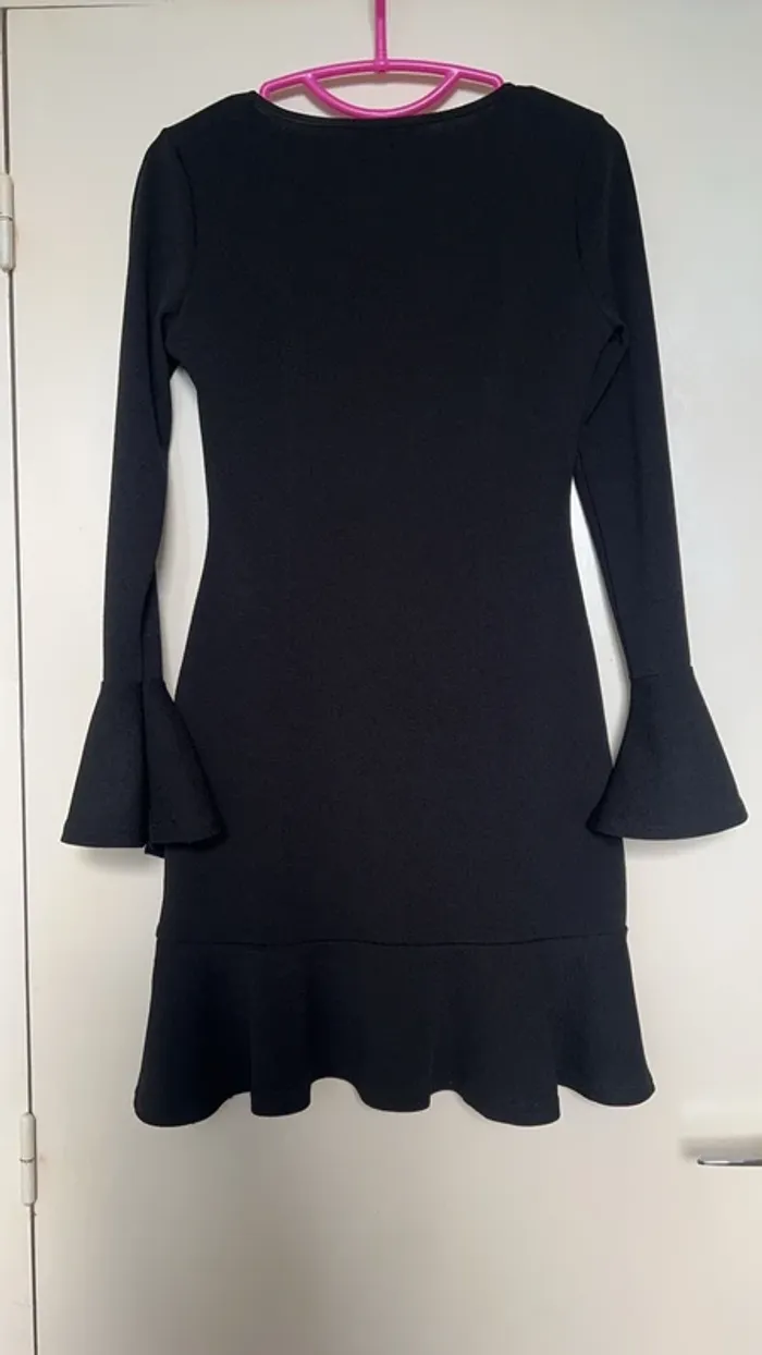Robe noire T36 🖤 - photo numéro 4