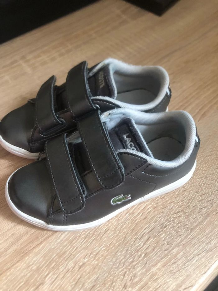 Basket Lacoste Taille 25 - photo numéro 2