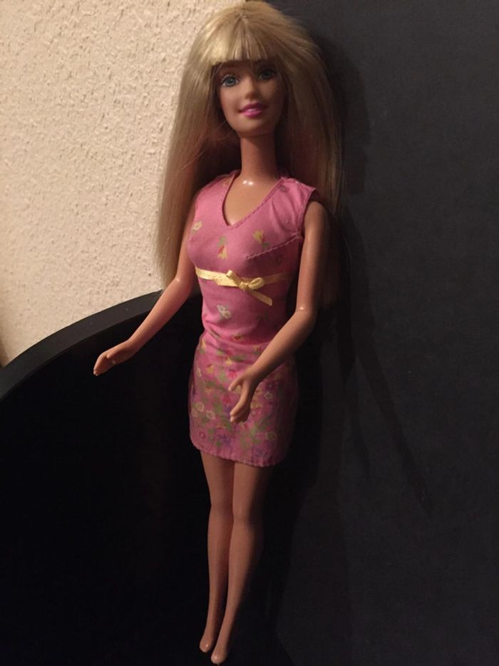 barbie doll blonde ancienne collection Mattel