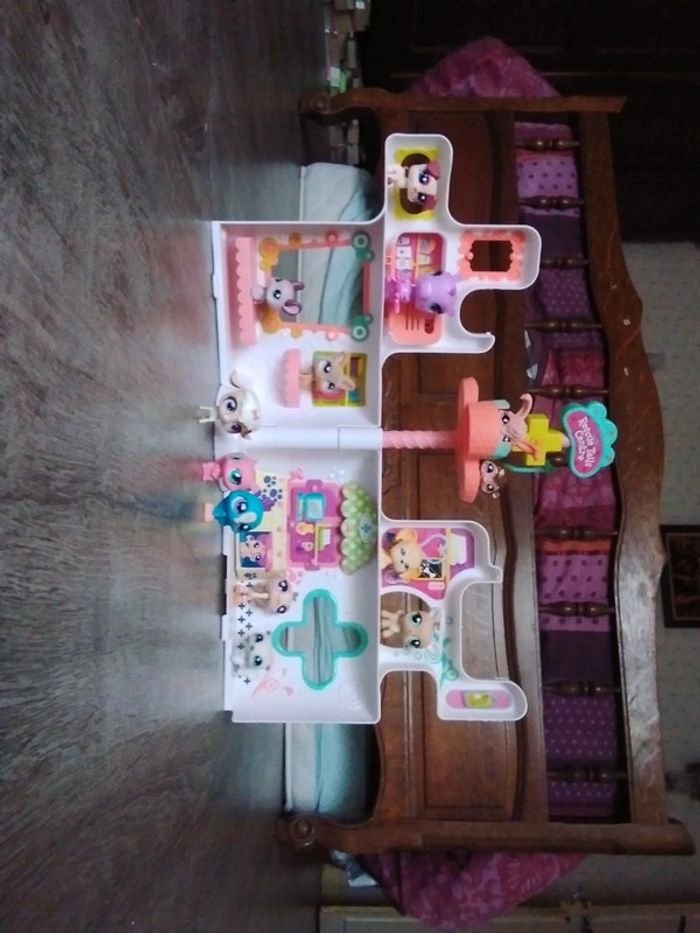 Lot pet shop et une maison - photo numéro 2