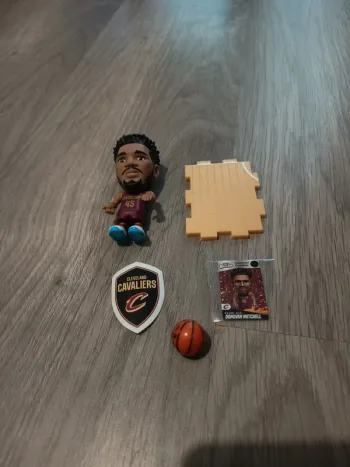 Figurine Donovan Mitchell neuf - Zuru NBA Ballers