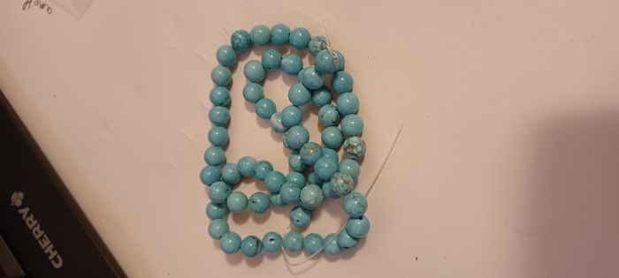 Bracelets et cordes perles pierres semi précieuses