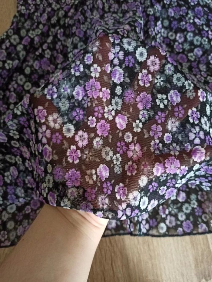 Blouse transparente fleurie - photo numéro 3