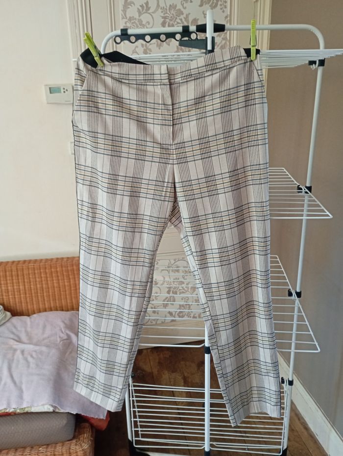 A vendre pantalon femme - photo numéro 2