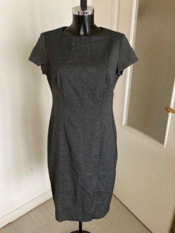 Robe chic classe Zara taille 40/L