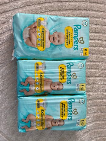 Couche Pampers T1 et T2