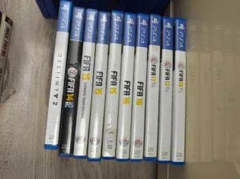Lot ps4 numéro 2 divers fifa