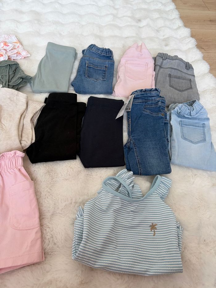 Lot vêtements 24 mois - photo numéro 3