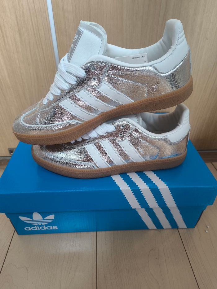 Baskets adidas Originals SAMBA argentées - Taille 40 - photo numéro 2
