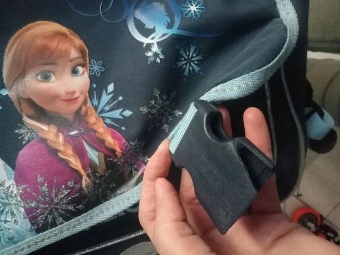 Cartable Disney reine de neige - photo numéro 9